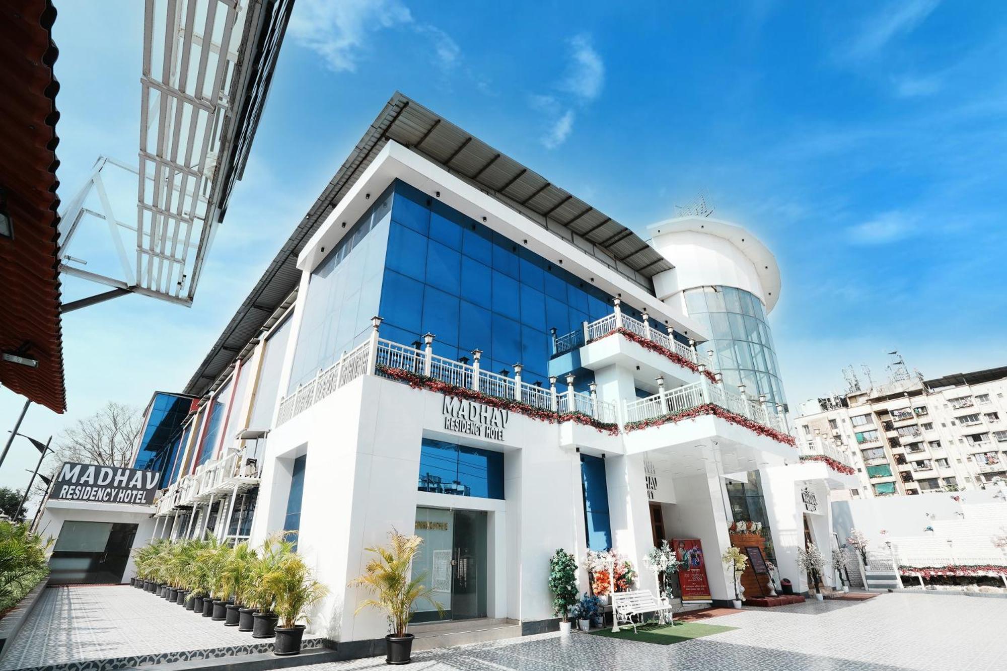 Madhav Residency Hotel & Banquet, Kalyan, Mumbai المظهر الخارجي الصورة